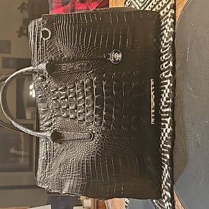 Brahmin Finley Carryall 17x12x6